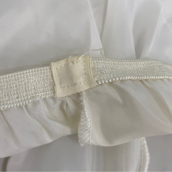 Vintage 60s Deadstock White Maxi Slip with Embroidered Trim NWT Medium - Picture 4 of 10